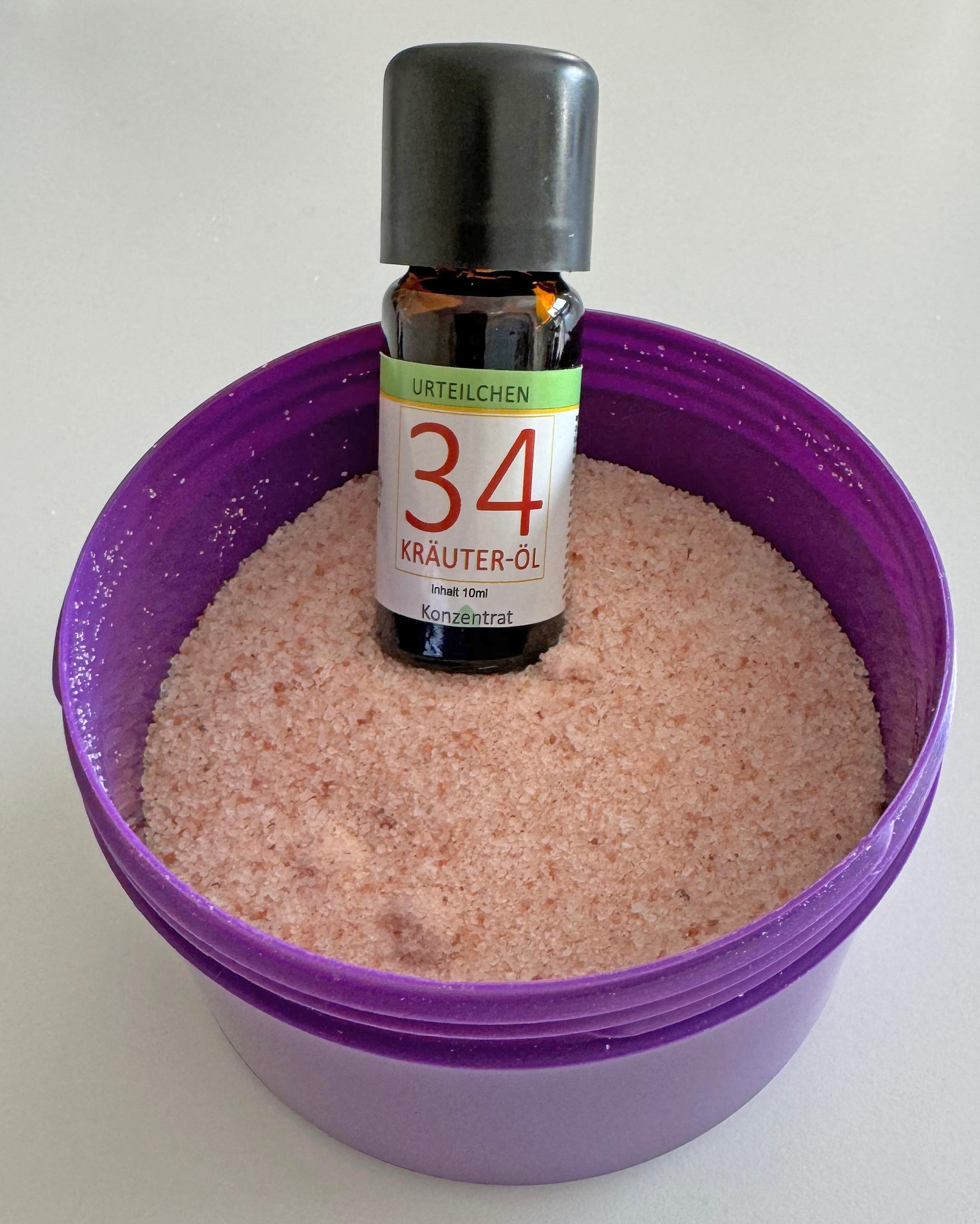 Urteilchen-Zahnsalz 250 g mit 10 ml 34-Kräuter-Öl Urteilchen-Zahnsalz 250 g mit 10 ml 34-Kräuter-Öl